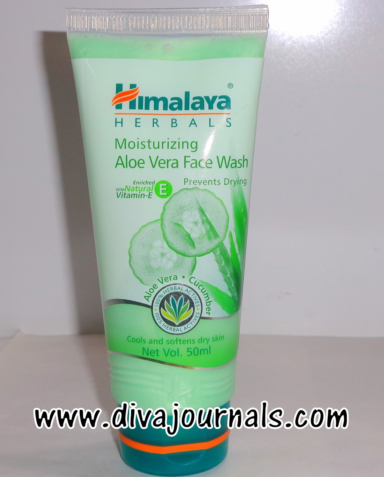 Himalaya Moisturizing Aloe Vera Face wash Review